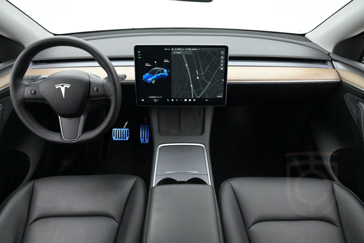 Tesla Model Y Long Range AWD EAP Acc.Boost Pano