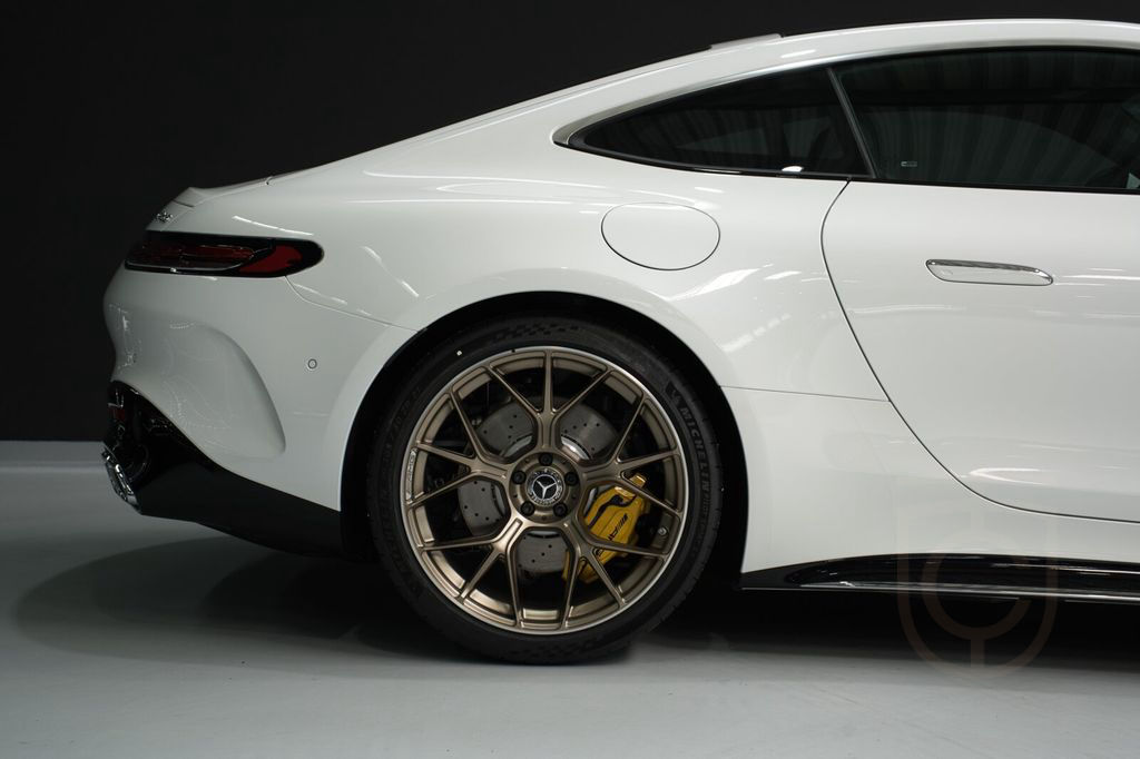 Mercedes-Benz AMG GT 55
