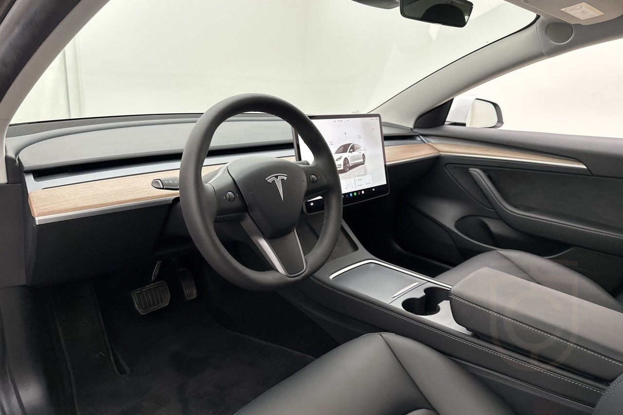 Tesla Model 3 Standard Range