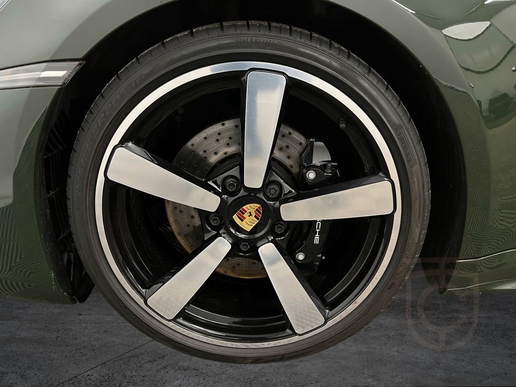 Porsche 911 Carrera 4S