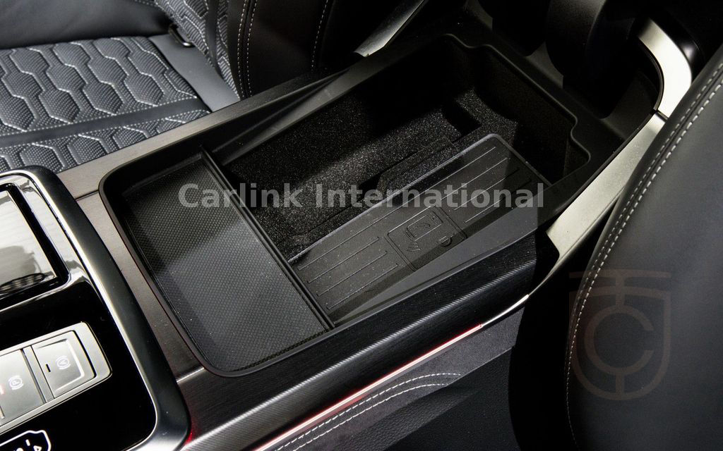 Audi RSQ8 PERFORMANCE-KERAMIK-AHK-SITZBELUFT.OLED