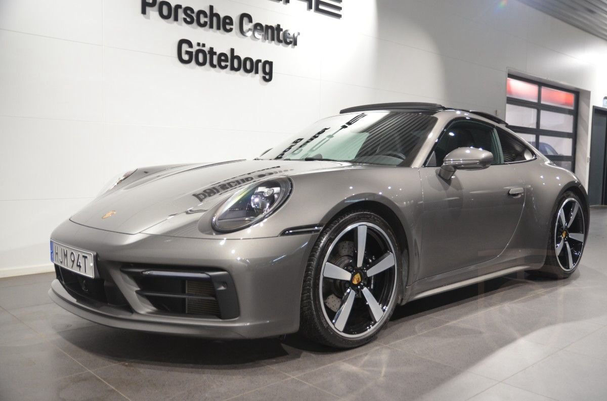 Porsche 911 Carrera 4S