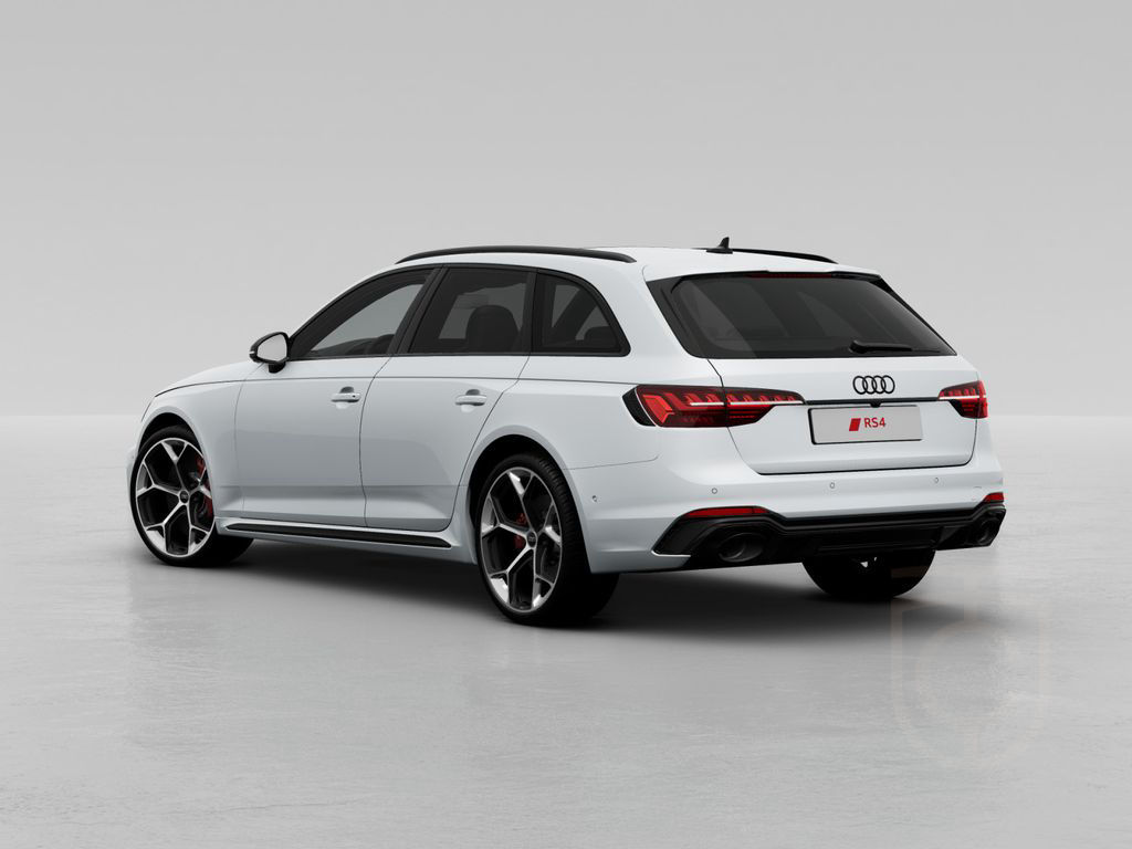 Audi RS 4 Avant competition*Keramik*SportAga*Pano*B&O