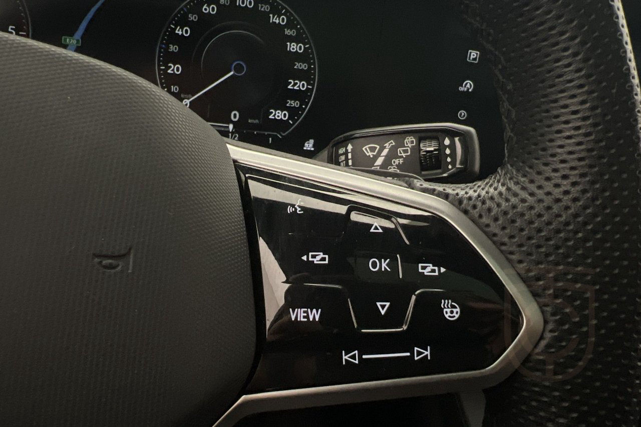 Volkswagen Touareg V6 TDI 4M R-Line Innovation Pano Dynaudio