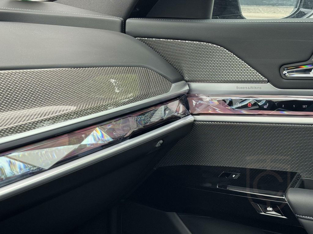 BMW 740 7-serie 740d xDrive M-sport|B&W|21"|Elektr.