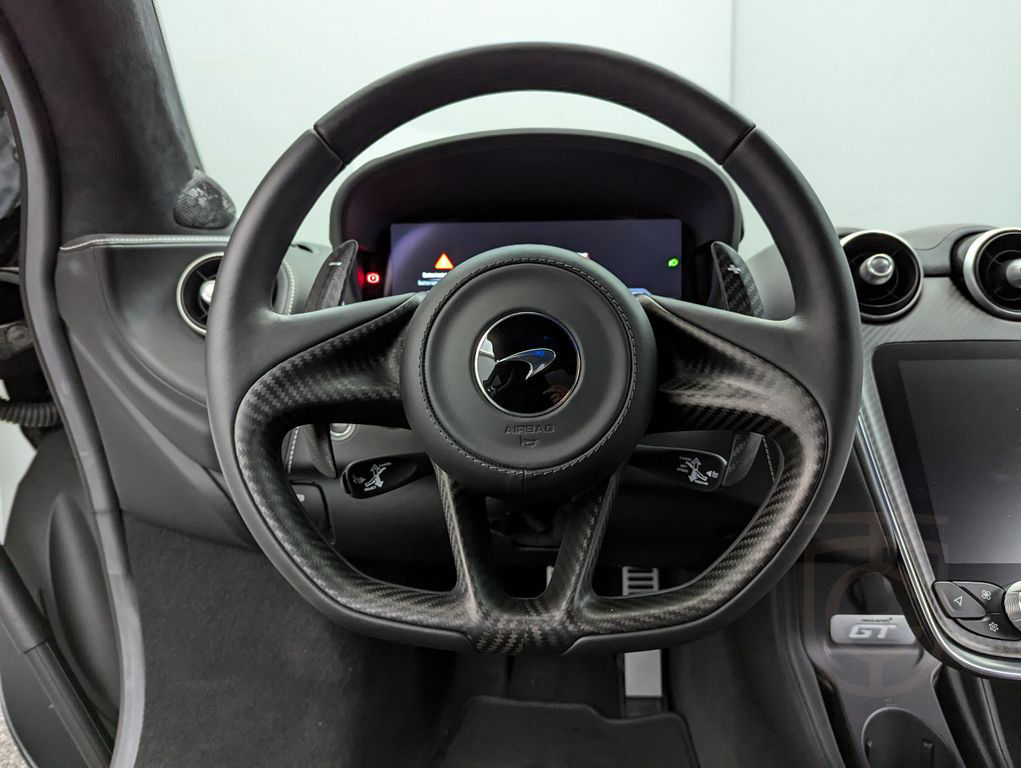 McLaren GT*MY2023*BLACK/BLACK*CARBON*FULL OPTIONS*B&W