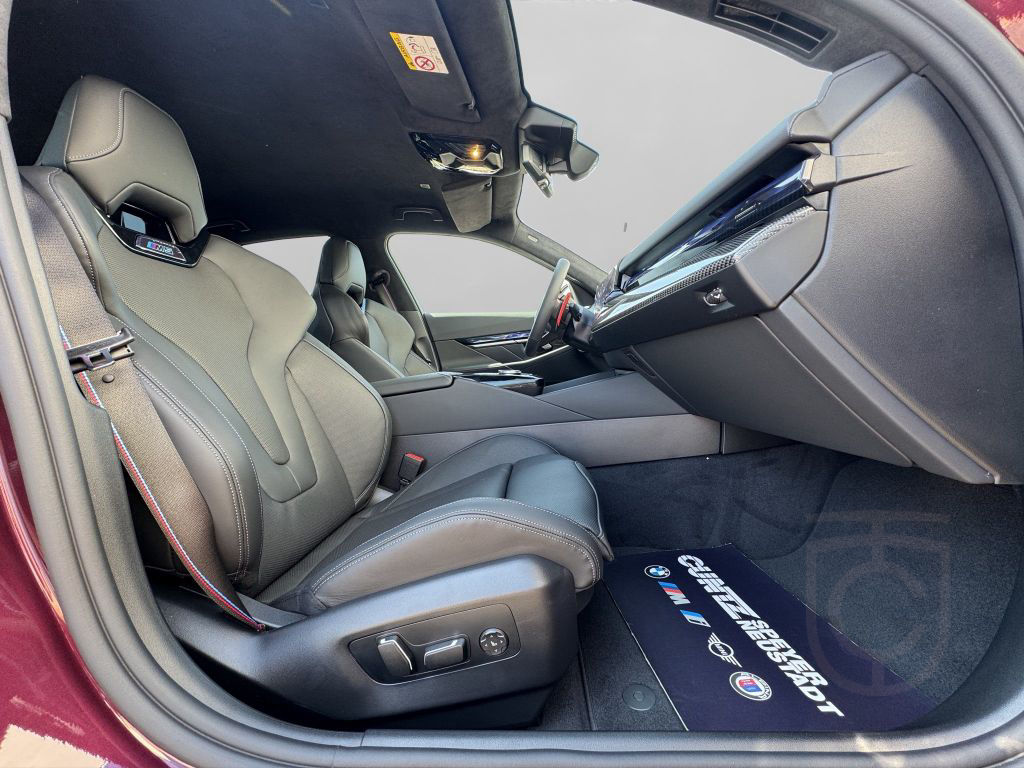 BMW M5 Limousine M Drivers P. DAB LED RFK
