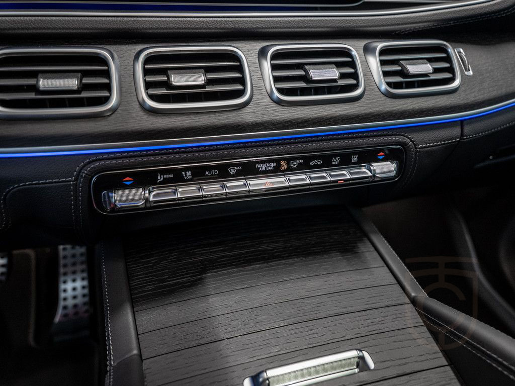 Mercedes-Benz GLS 450 d AMG Line 4Matic FACEL. PANO AHK HUD