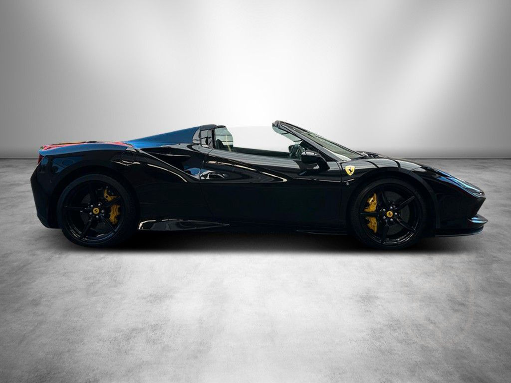 Ferrari F8 Spider / Lift / LED / Carbon