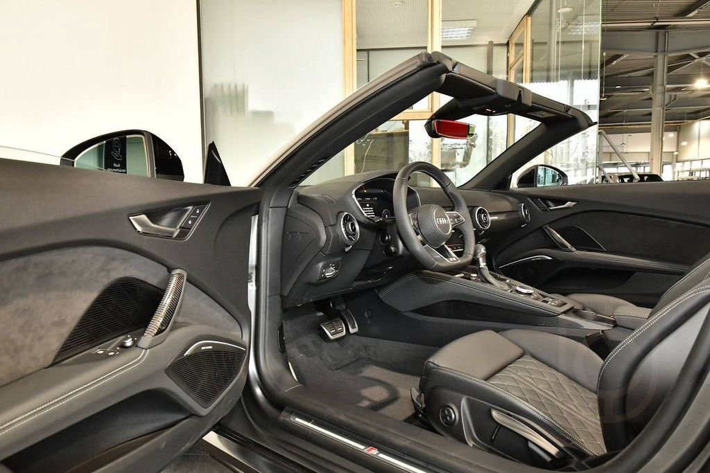 Audi TTS Roadster TFSI S tronic