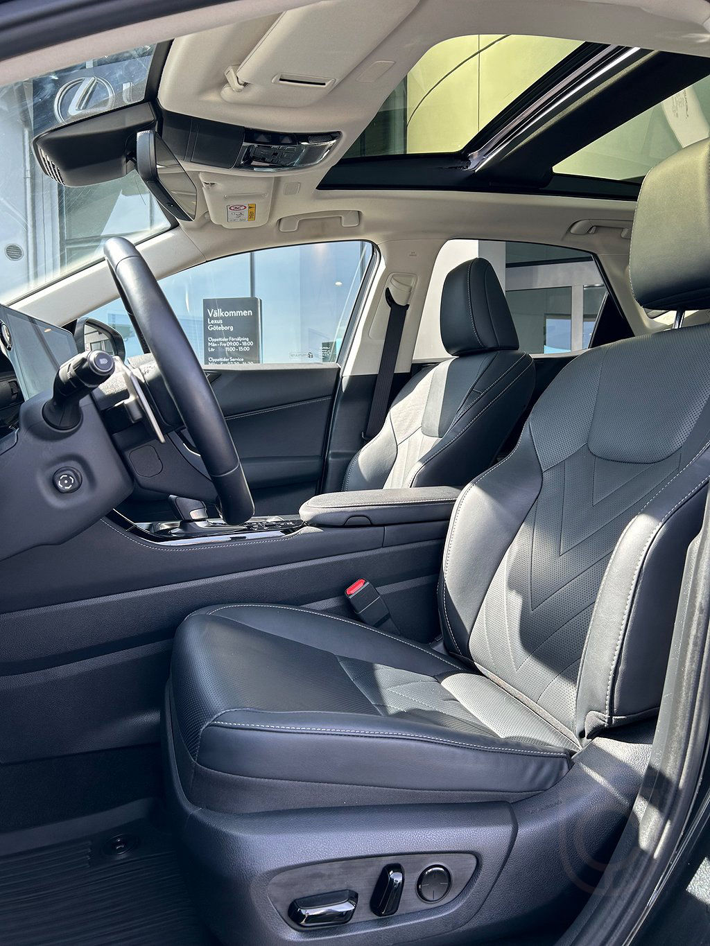 Lexus NX 350h AWD