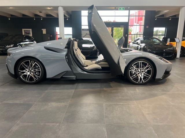 Maserati MC20 cielo LIFT | CARBON | Maserati-Köln