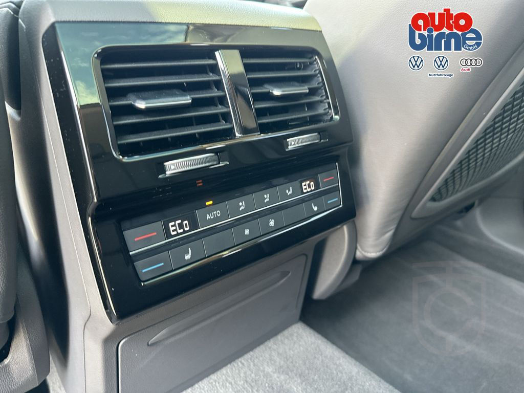 Volkswagen Touareg 3.0 V6 TDI R-Line 4Motion BlackStyle HUD
