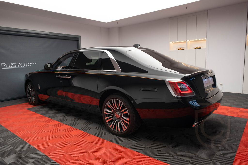 Rolls-Royce Ghost Extended Wheelbase