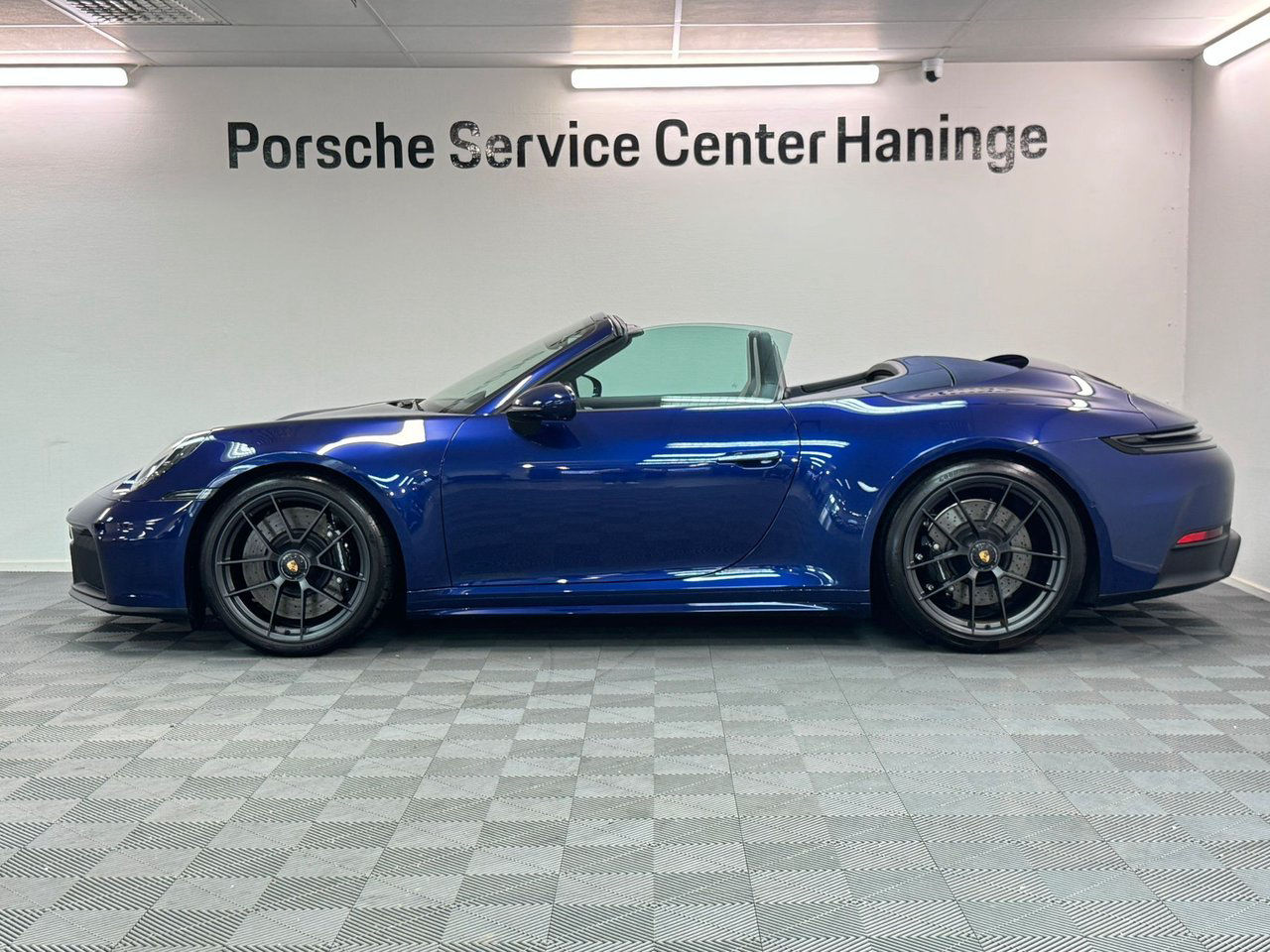 Porsche 911 992 Carrera GTS Cab