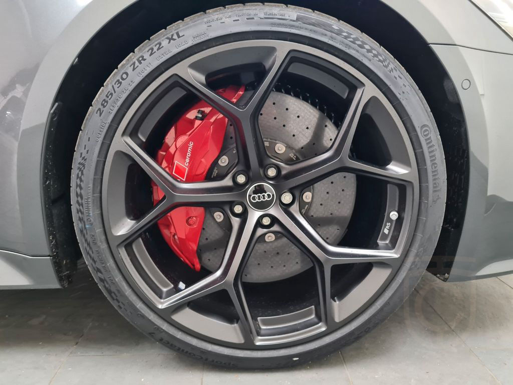 Audi RS6 Avant performance Dynamik+ MATRX Pano StHzg