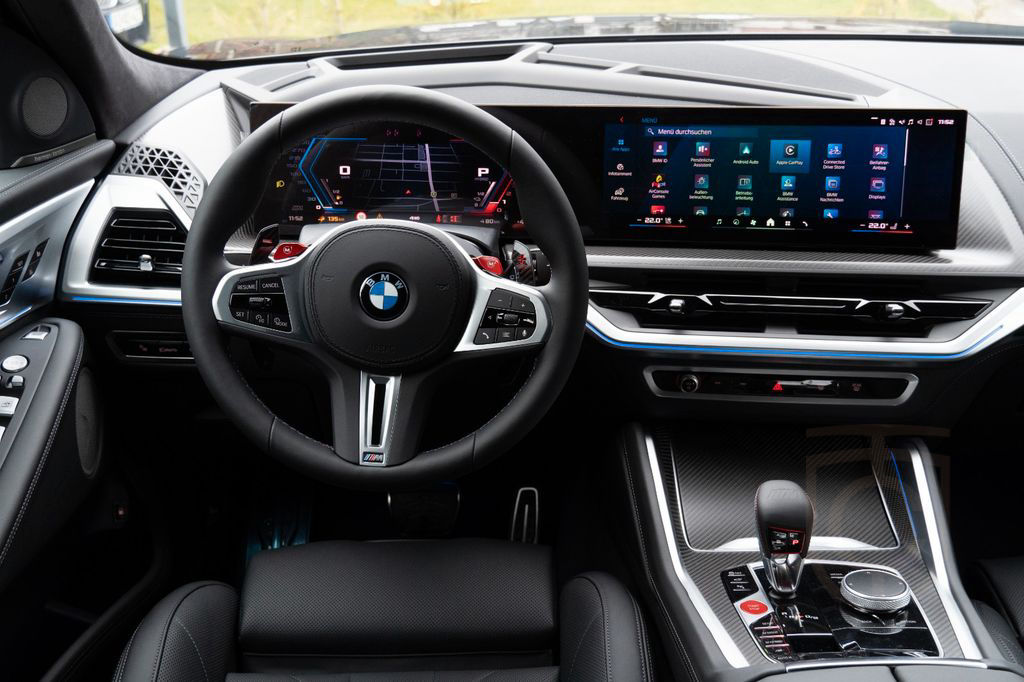 BMW XM 50e DR.ASS.PRO..MASSAGE.SOFTCL.360°.H/K.AHK