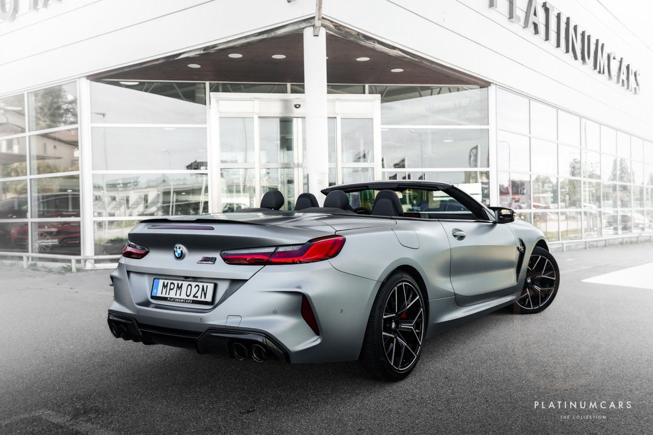 BMW M8 Competition Cab