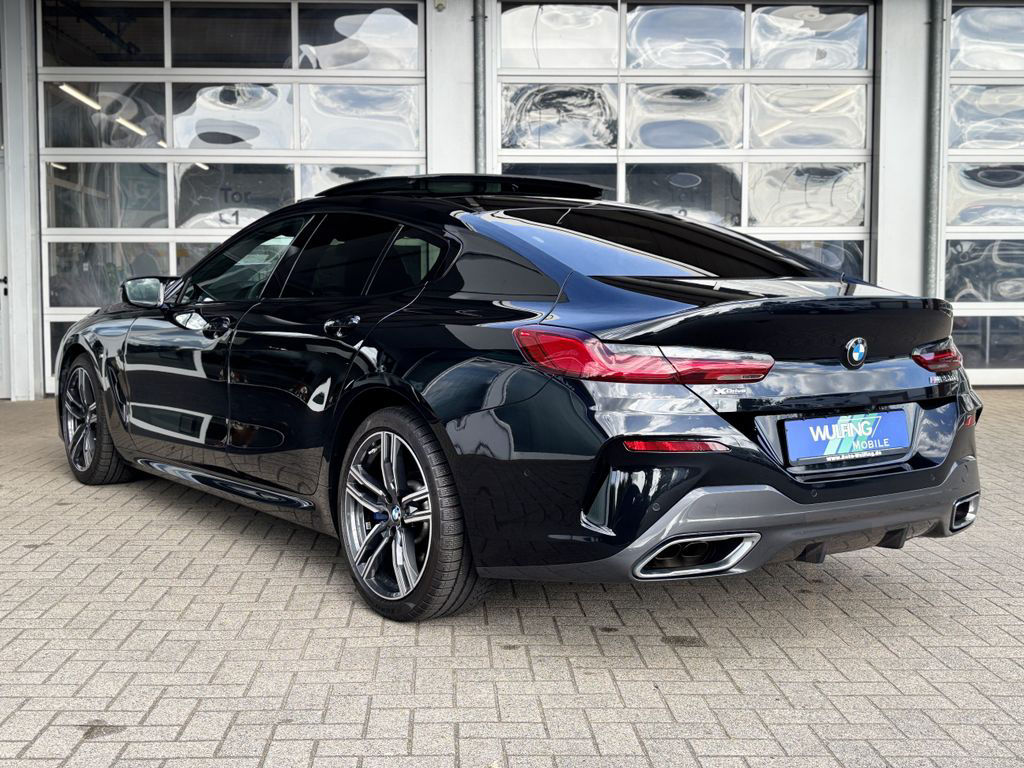 BMW M850 i xDrive PANO ACC LEDERVOLL!!1. Hd.
