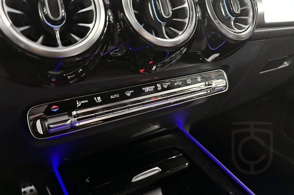 Mercedes-Benz GLB 200