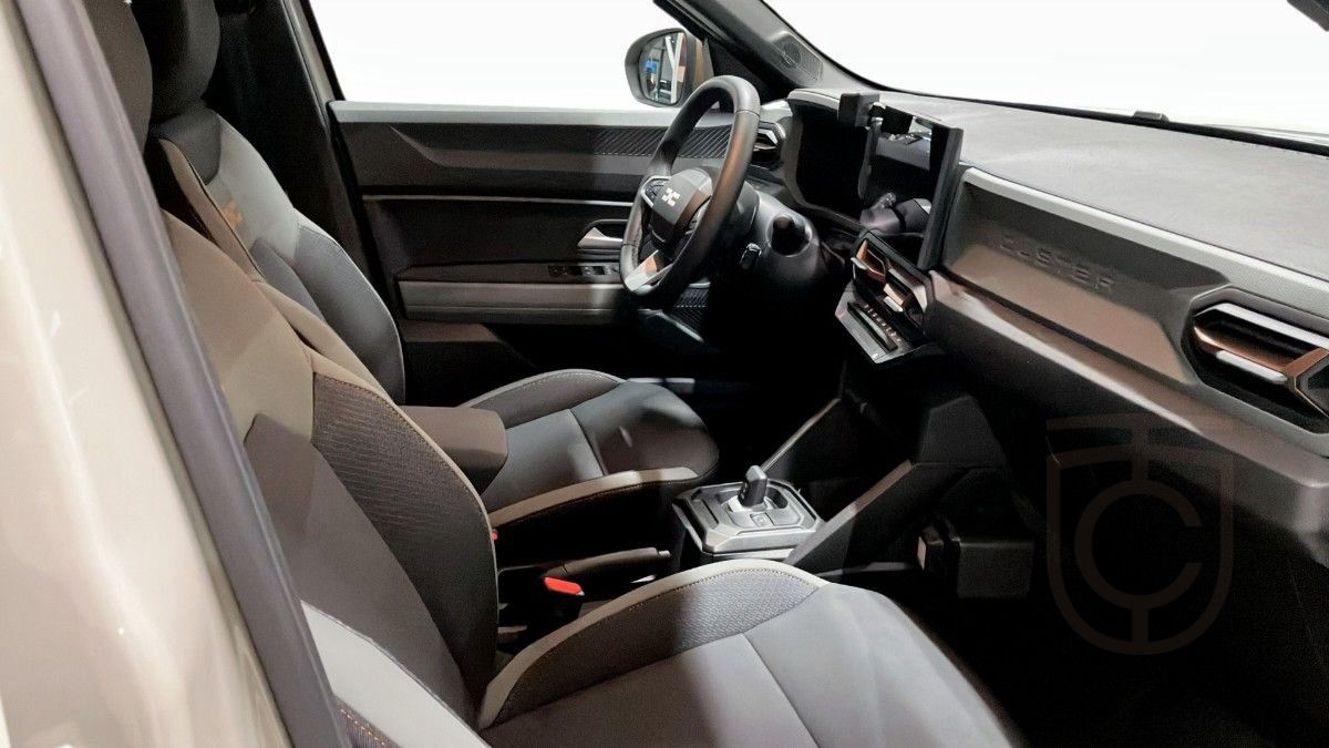 Dacia Duster EXTREME HYBRID 140