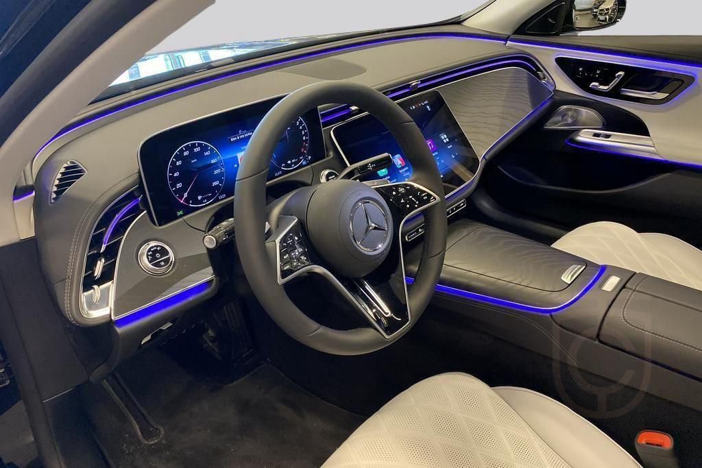 Mercedes-Benz E 300e 4MATIC Exclusive Premium