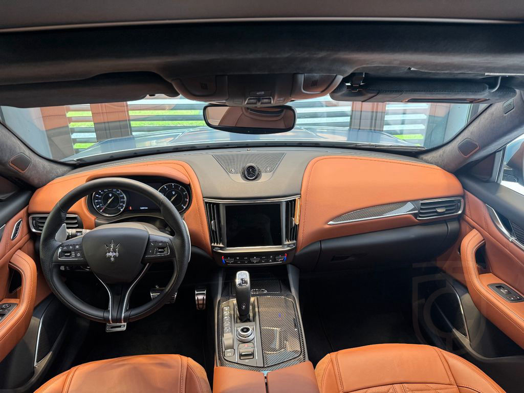 Maserati Levante 3.0 V6 430HP Modena *F-Tributo* Lim.Ed