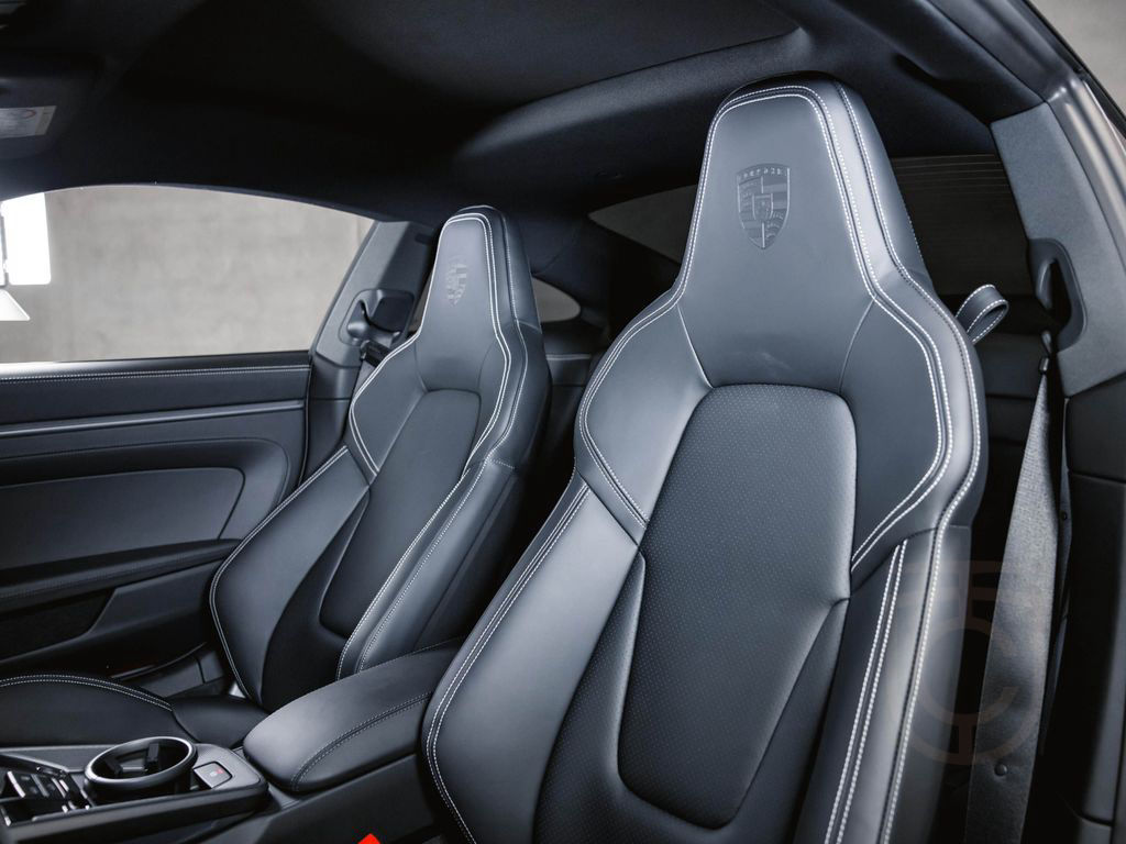 Porsche 911 Carrera Sport Design Paket Sportabg. BOSE