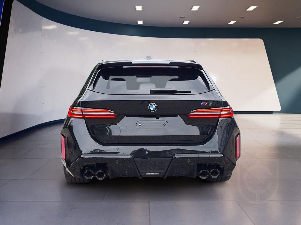 BMW M5 Touring DrivAssistPro Compound ParkPro FFC