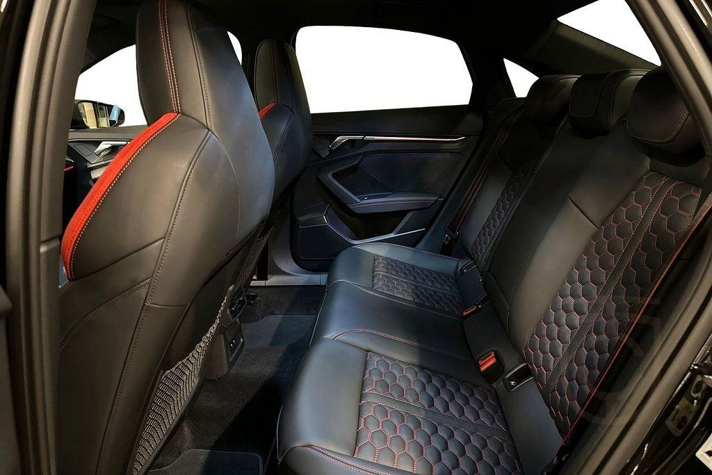 Audi RS3 Sedan RS-Designpaket Plus B&O 360kamera Pano