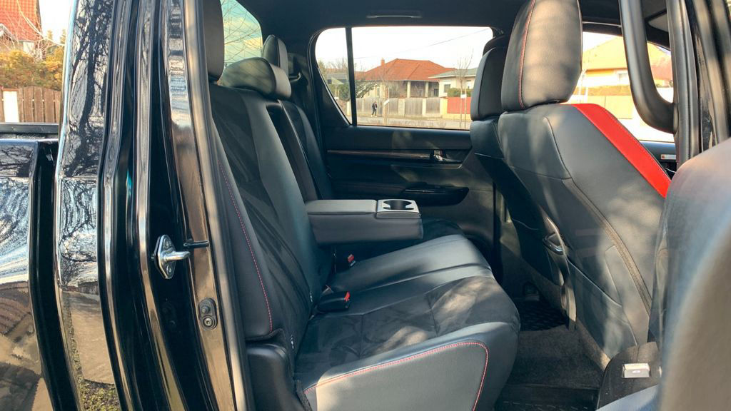 Toyota Hilux2.8 D-4D 4X4 DOUBLE GR SPORT, NET. EXPORT