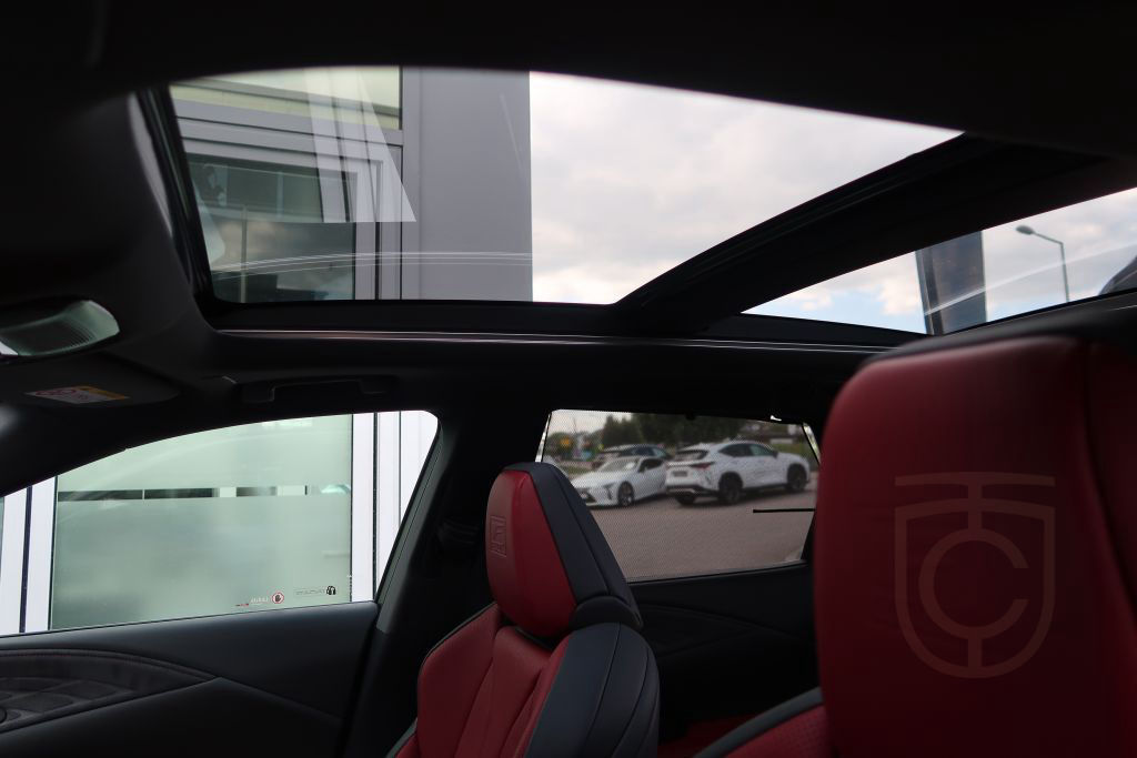 Lexus RX 500h F SPORT+ Interieur-Paket, Panorama-Glasd