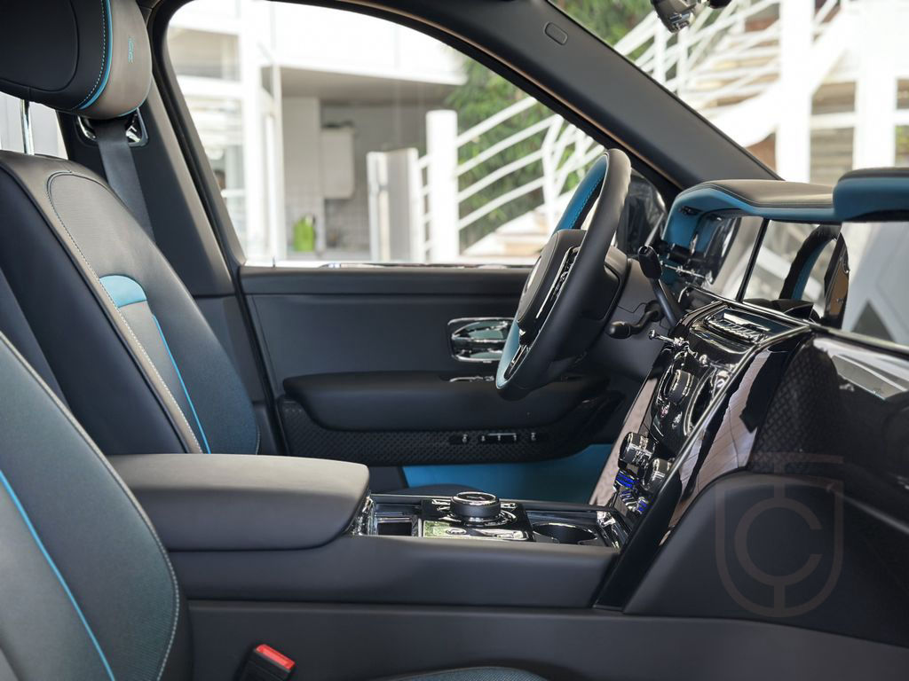 Rolls-Royce Cullinan Black Badge