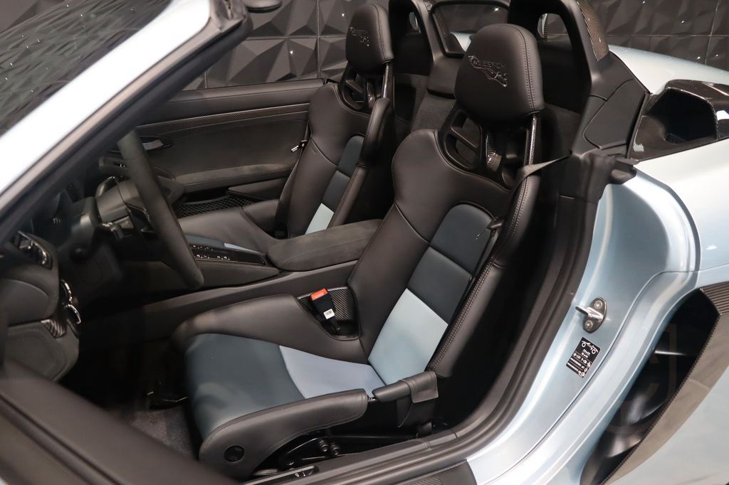 Porsche 718 Spyder RS - PTS - Weissach - Carbon