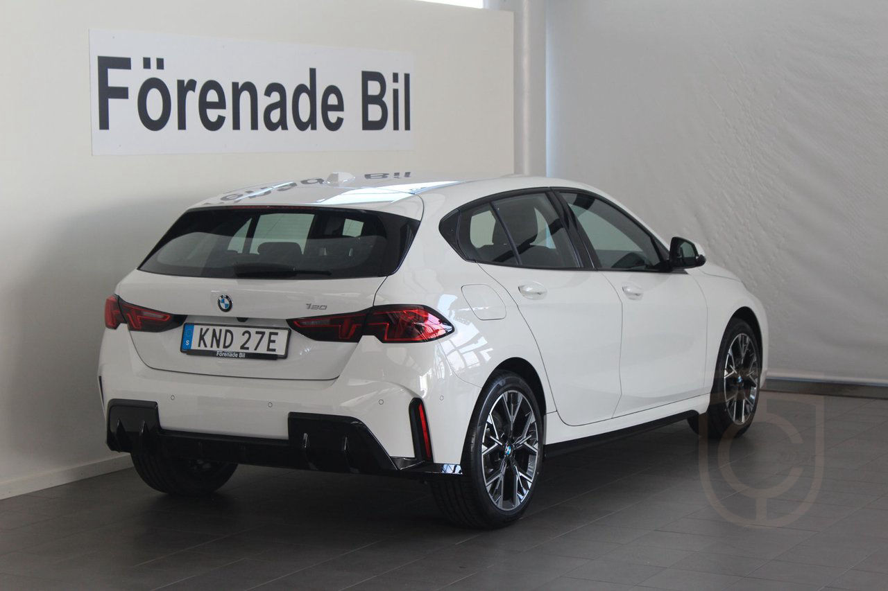 BMW 120 i M Sport Design Automat