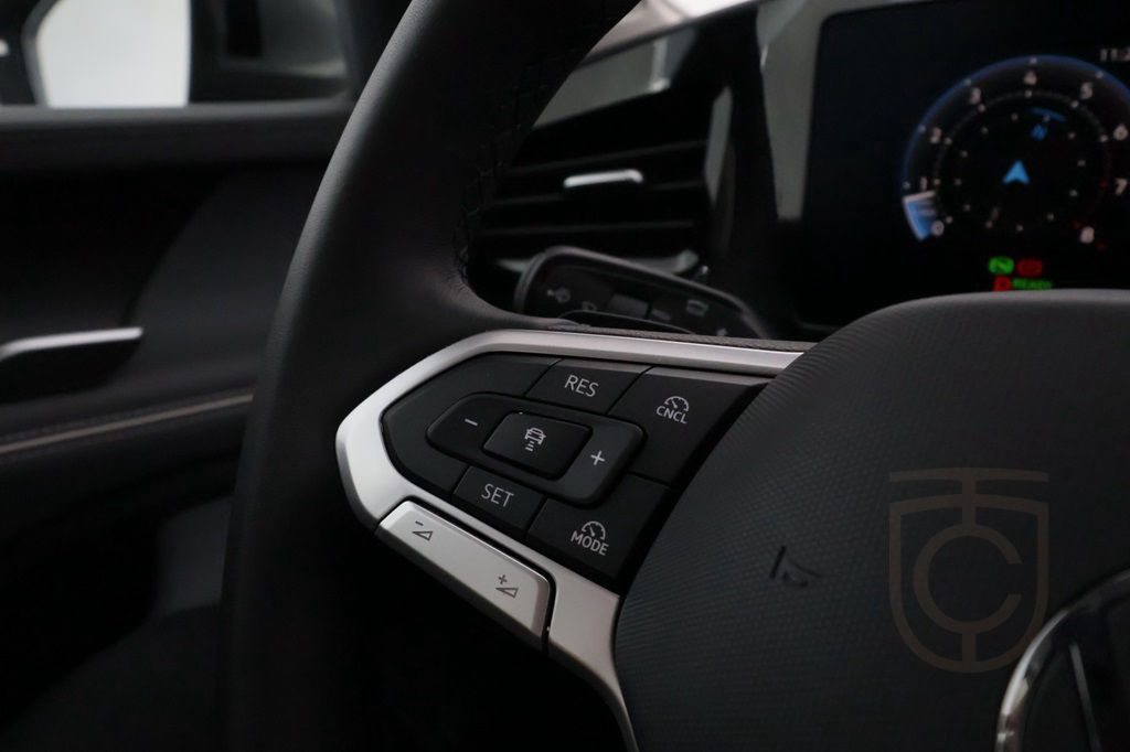 Volkswagen Passat Variant 1.5 eTSI DSG Sequential 110kW 2024
