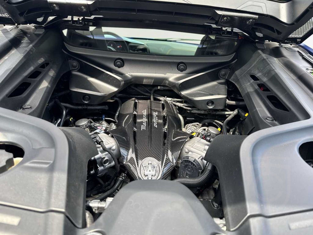 Maserati MC20 MC20