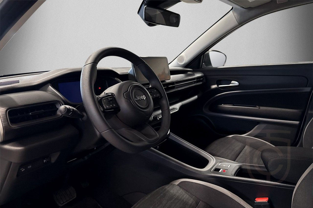 Jeep Avenger e-Hybrid 1.2 Turbo LONGITUDE NYBILSGARANTI