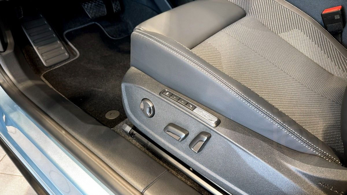 Ford Explorer RWD LR