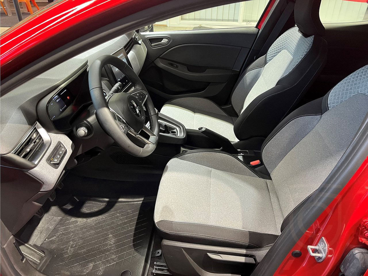 Mitsubishi Colt Invite
