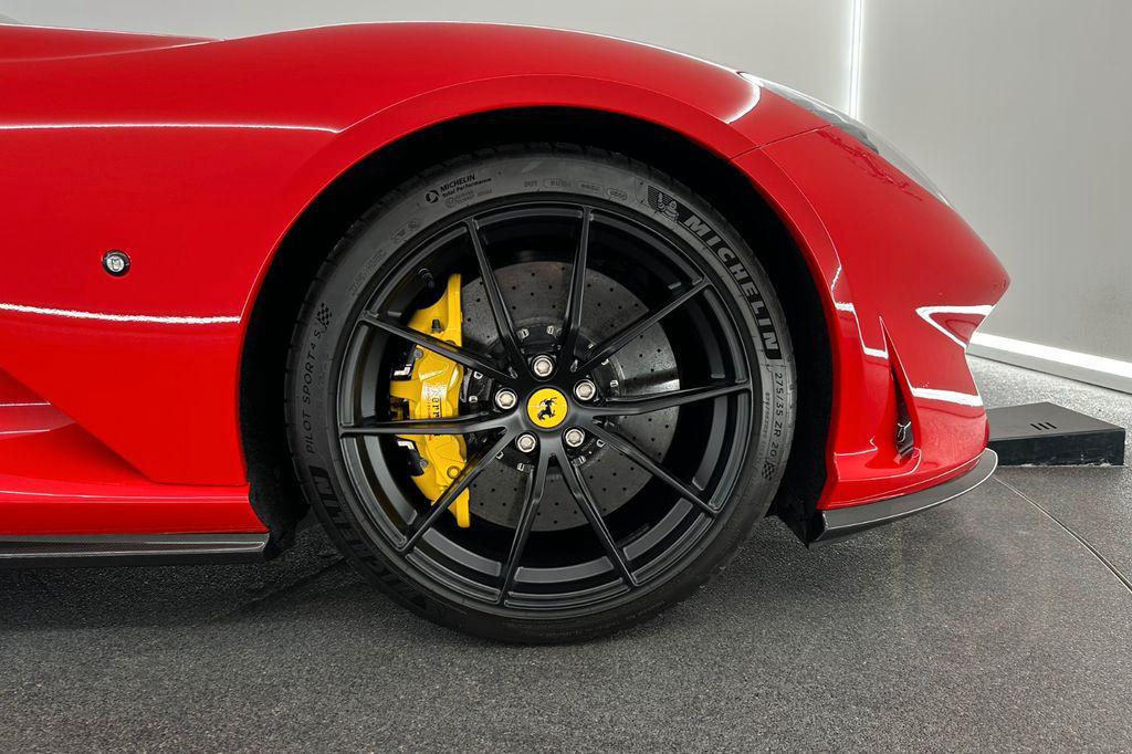 Ferrari 812 GTS / Rosso Corsa / Ferrari Approved