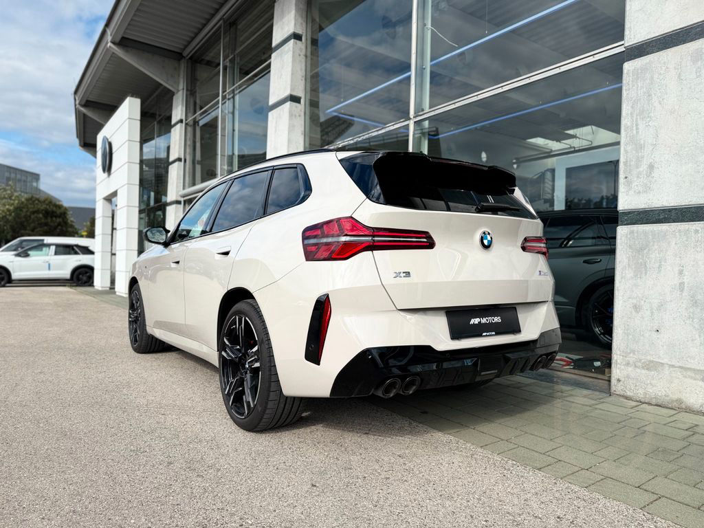 BMW X3 M50 M-PAKET PRO / PANO / AHK / PREMIUM & INNO