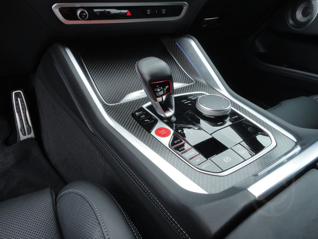BMW XM,AHK,B&W,Sitzbelüft.+Massage,Leder schwarz,23"