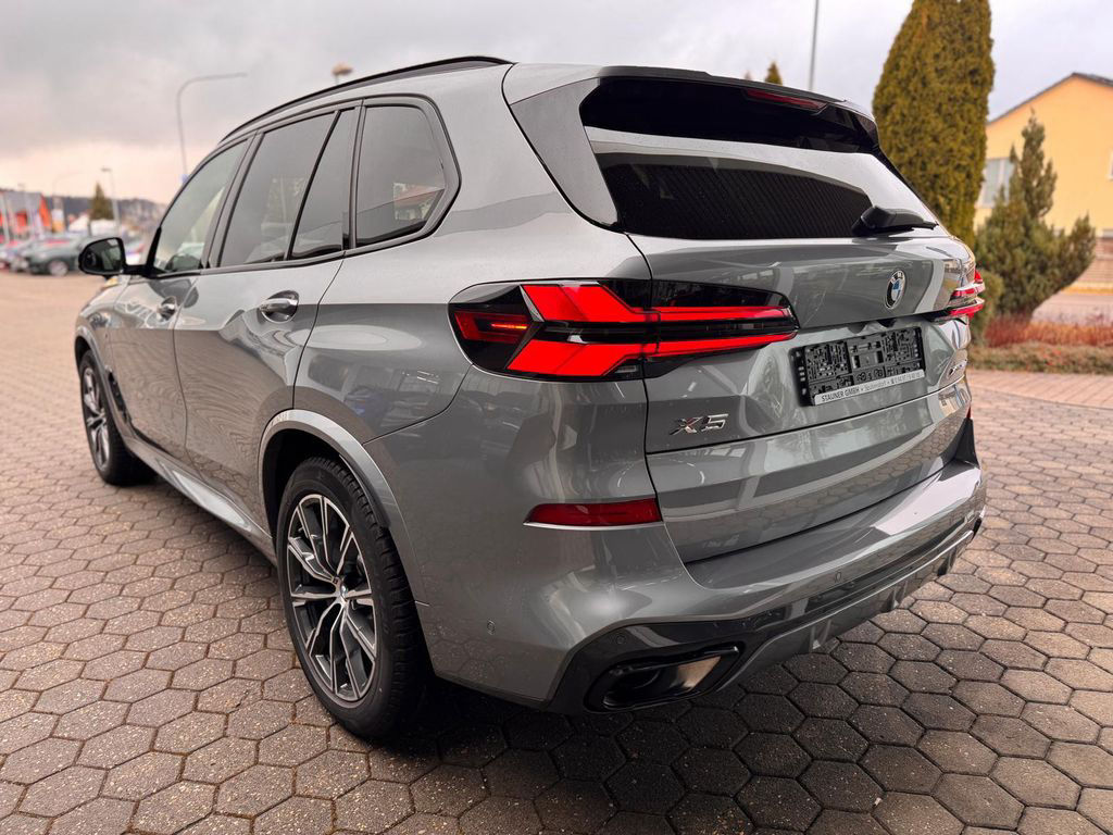 BMW X5 30d xDrive M-Sport-Pro ABSTANDSTEMP. AHK