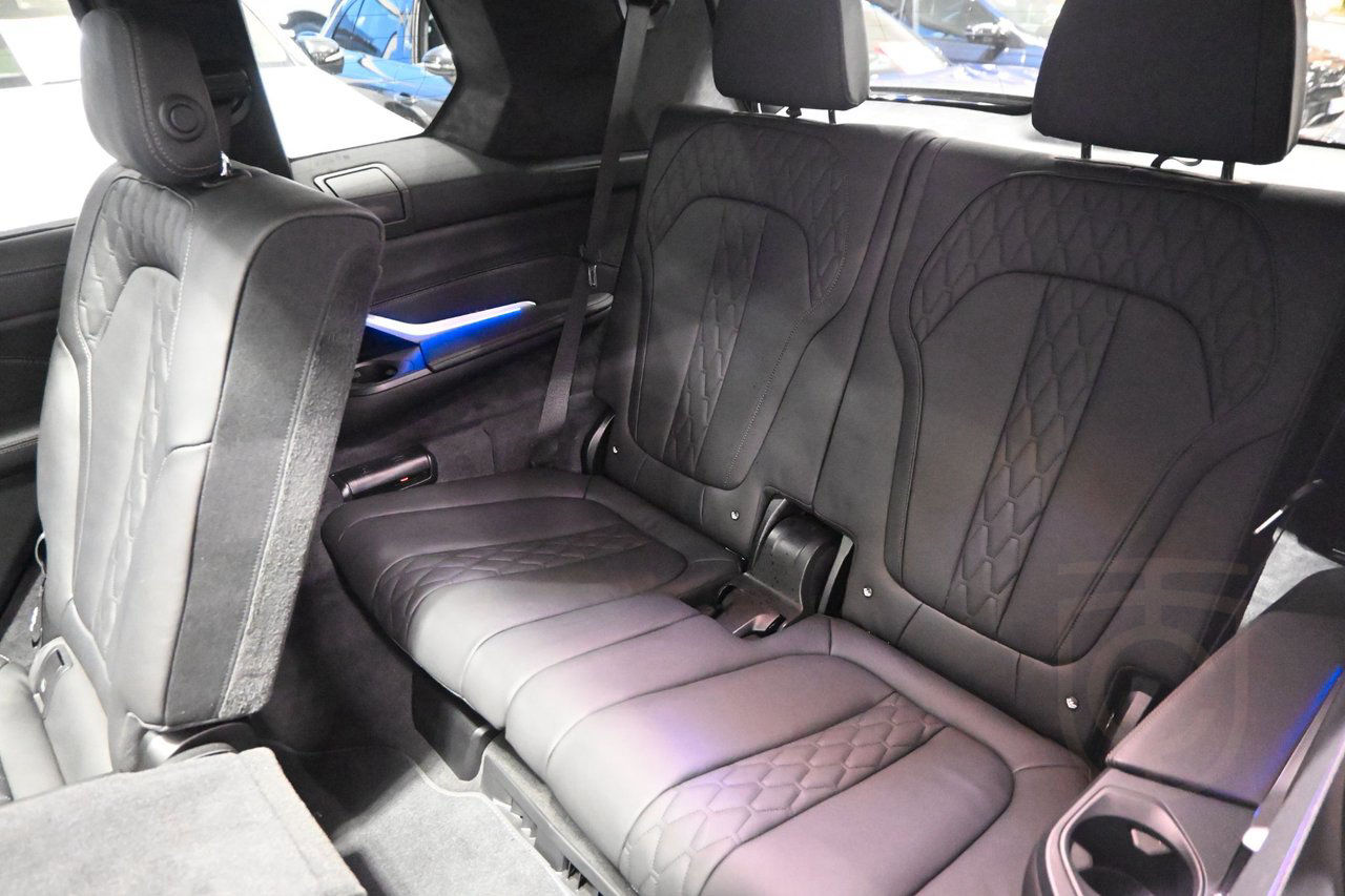 BMW X7 xDrive40d M Sport Pro Executive Drive Crystal
