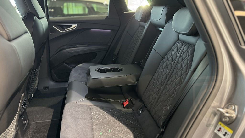Audi Q4 e-tron 45 QUATTRO