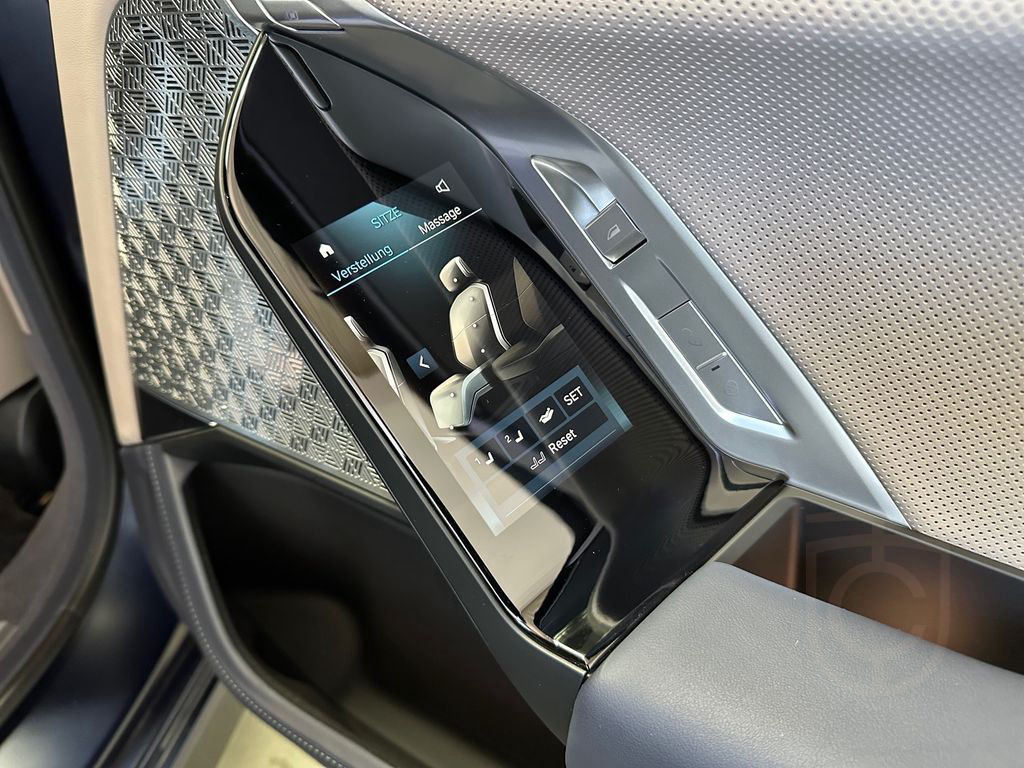BMW M760e xDrive*Kristall*B&W*Fond-TV*PanoSkyL*360°*