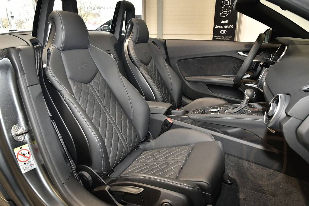 Audi TTS Roadster TFSI S tronic