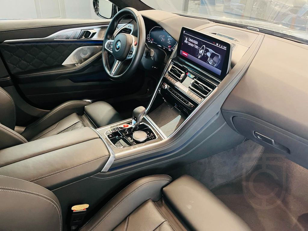 BMW M8 Gran Coupe Competition /360KAMERA/B&W