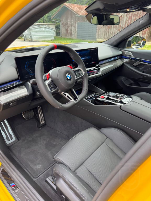 BMW M5 Plug-In Hybrid xDrive 0,5 %